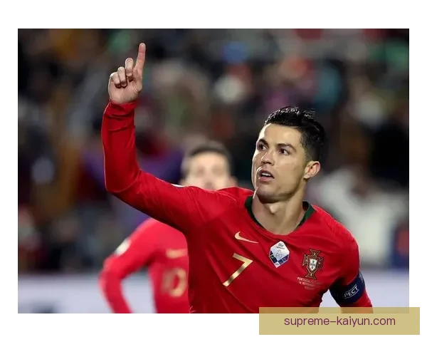 欧洲杯风云再起：盘点历史魅力与赛场荣耀，探寻足球盛事新趋势